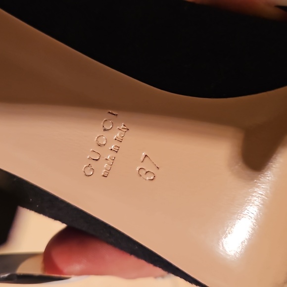 ✨️GUCCI ADINA HORSEBIT SUEDE BLACK HEELS SZ 37/7✨️ - Picture 13 of 16